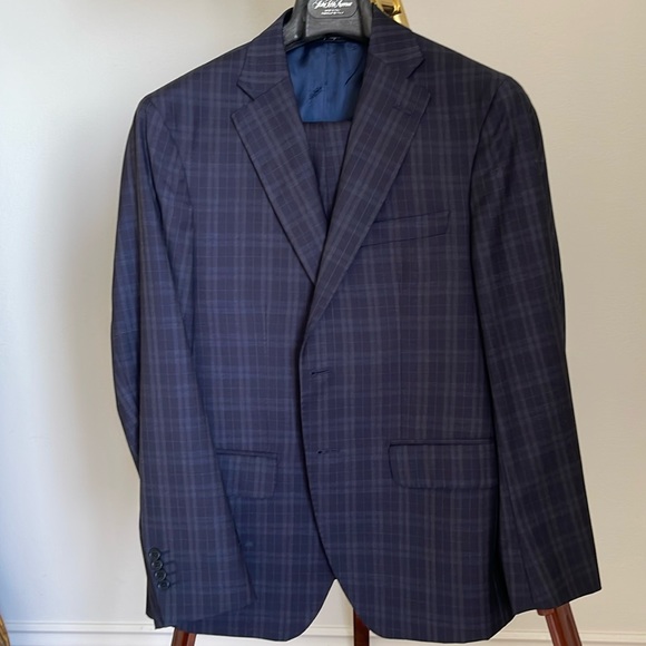 Gorgeous ZEGNA suit. Made in Italy - Picture 1 of 16